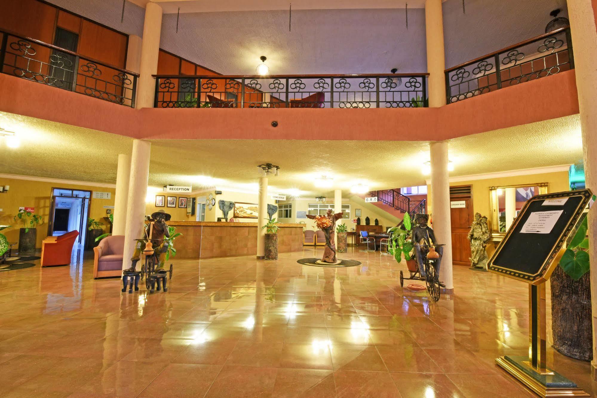 Imperial Golf View Hotel Entebbe Exteriér fotografie